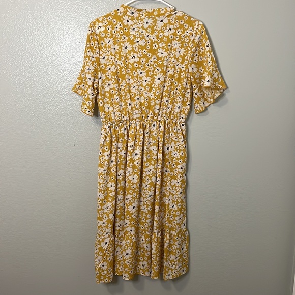 Yellow Floral and Flowy Boho Summer Dress - Picture 2 of 4